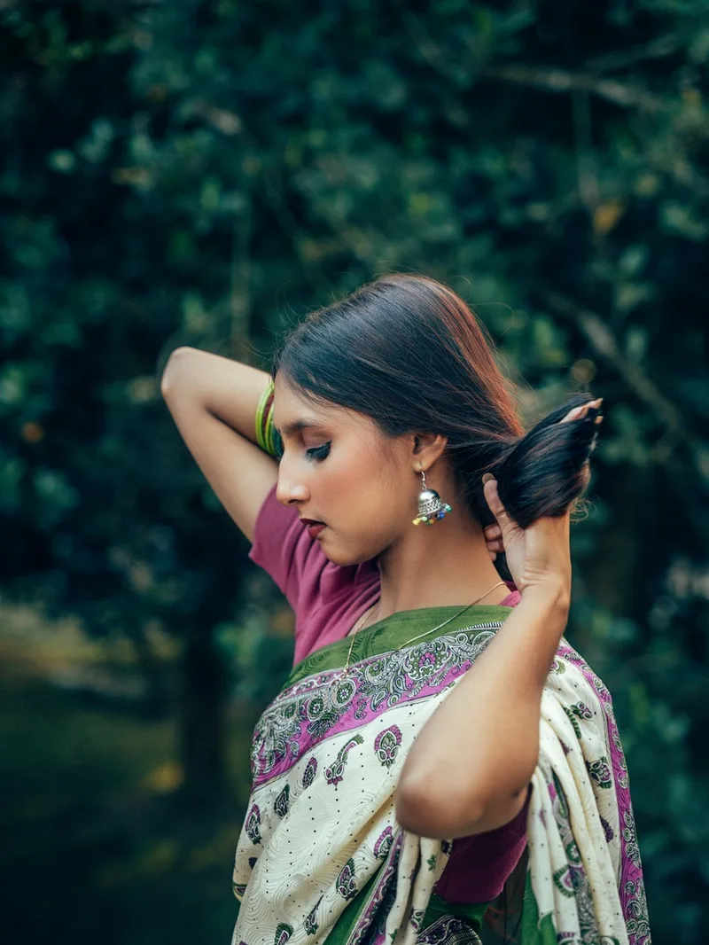 Alpha White & Green Printed Mul Cotton Saree
